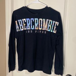 Abercrombie kids girls long sleeve shirt. Size 11/12.